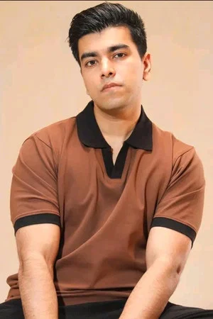 Photo of Salman Muqtadir from the Latest Netflix gallery