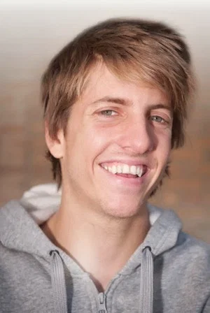 Photo of Aaron Homoki from the Latest Netflix gallery