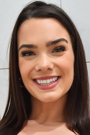 Photo of Ivy Ireland from the Latest Netflix gallery