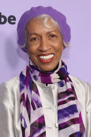Photo of Alma Washington from the Latest Netflix gallery