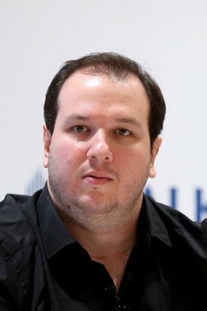 Şahan Gökbakar photo