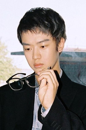 Photo of Roy Wang from the Latest Netflix gallery