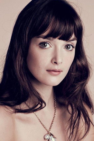 Charlotte Le Bon photo