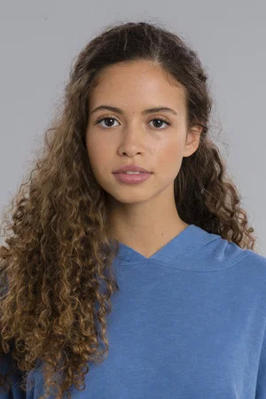 Photo of Inês Custódio from the Latest Netflix gallery