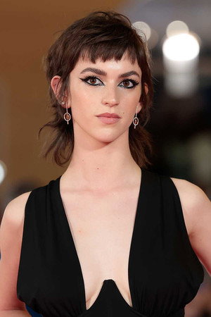 Photo of Alícia Falcó from the Latest Netflix gallery