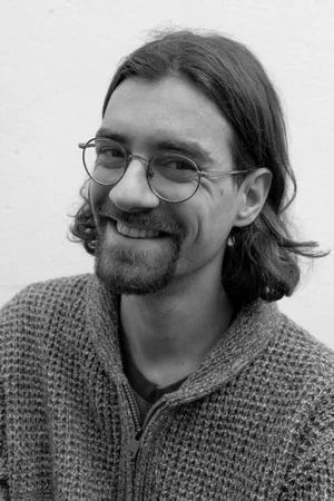 Photo of Hugo Docking from the Latest Netflix gallery
