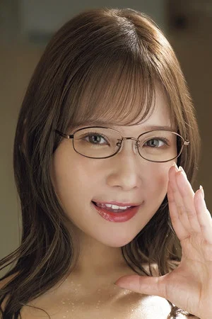 Photo of Rena Momozono from the Latest Netflix gallery