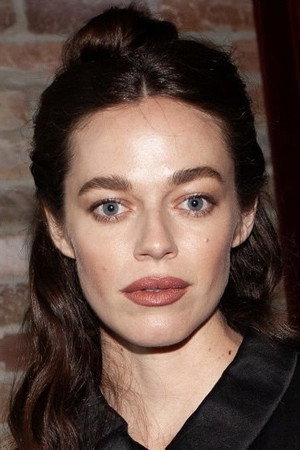Photo of Hailey Benton Gates from the Latest Netflix gallery