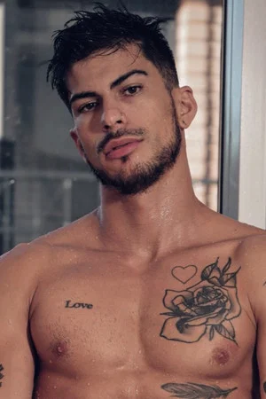 Photo of Bastian Moreyra from the Latest Netflix gallery