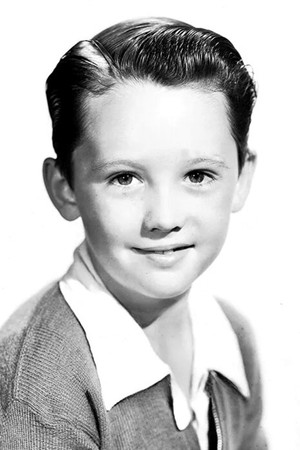 Photo of David Holt from the Latest Netflix gallery