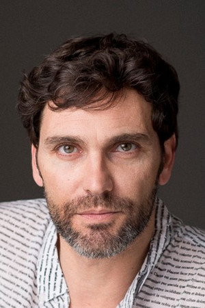 Photo of Néstor Arnas from the Latest Netflix gallery