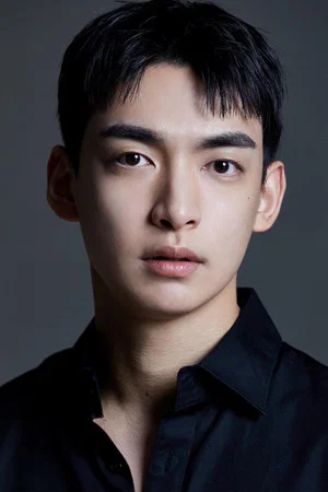Photo of Kim Bum-joong from the Latest Netflix gallery