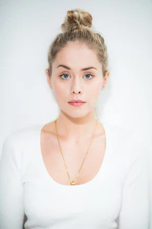 Photo of Elke Shari Van Den Broeck from the Latest Netflix gallery