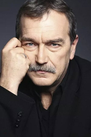 Cem Kurtoğlu photo