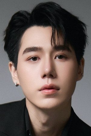 Chanapoom Thenwong photo