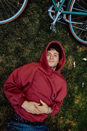 Photo of Jeremy Zucker from the Latest Netflix gallery