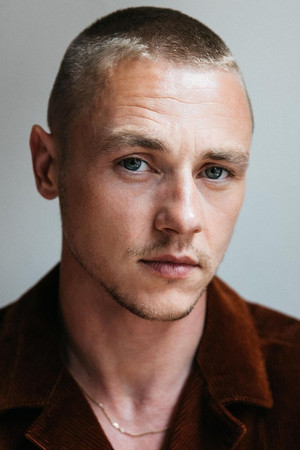 Photo of Ben Hardy from the Latest Netflix gallery