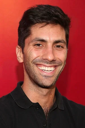 Photo of Nēv Schulman from the Latest Netflix gallery
