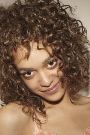 Britne Oldford photo