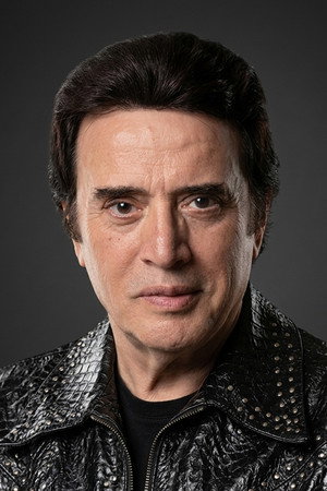 Photo of Erol Büyükburç from the Latest Netflix gallery