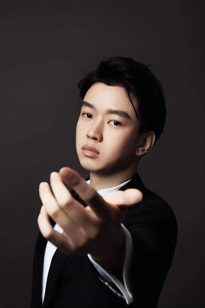 Photo of Roy Wang from the Latest Netflix gallery