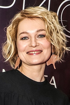 Viktoriya Tolstoganova photo