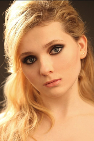 Abigail Breslin photo
