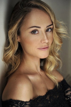 Photo of Lauren Grimson from the Latest Netflix gallery