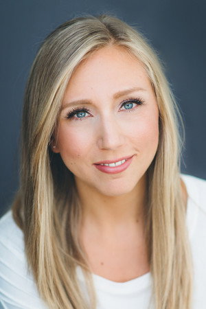 Photo of Freya Ravensbergen from the Latest Netflix gallery