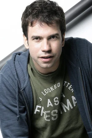 Photo of Daniel Tavares from the Latest Netflix gallery