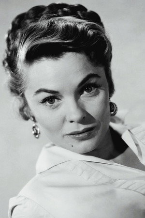 Joanne Dru photo