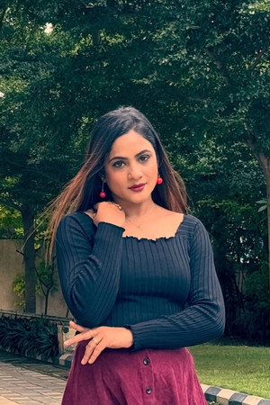 Photo of Elli Padhi from the Latest Netflix gallery