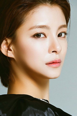 Jung Hye-in photo