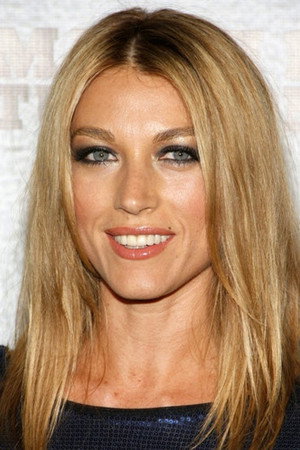 Natalie Zea photo