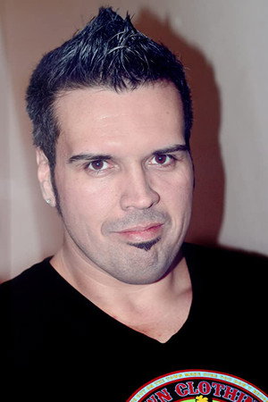 Photo of Dan Zachary from the Latest Netflix gallery
