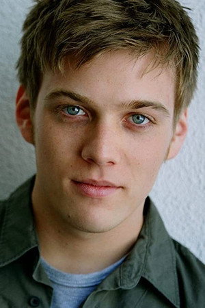 Jake Abel photo