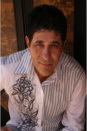 Photo of Frank Encarnacao from the Latest Netflix gallery