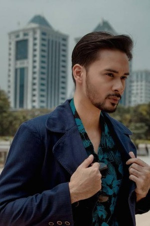 Photo of Hardy Hartono from the Latest Netflix gallery