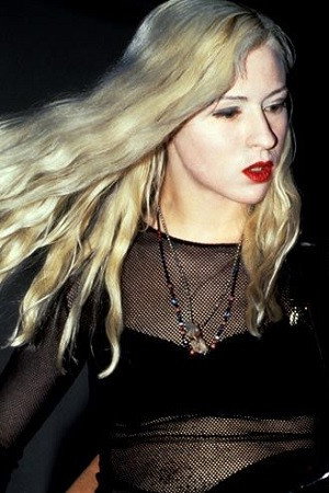 Photo of D'arcy Wretzky from the Latest Netflix gallery