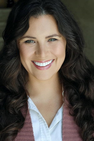 Photo of Bella Dontine from the Latest Netflix gallery