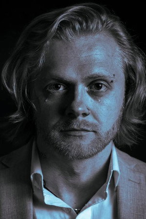 Photo of Aaron Skip Bartlett from the Latest Netflix gallery