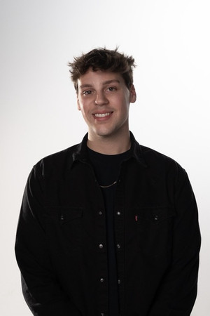 Photo of Grant Davis from the Latest Netflix gallery