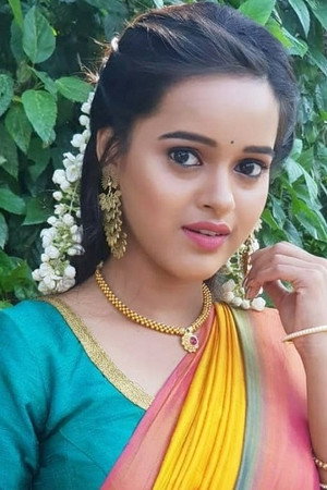 Chinmayee Salvi photo