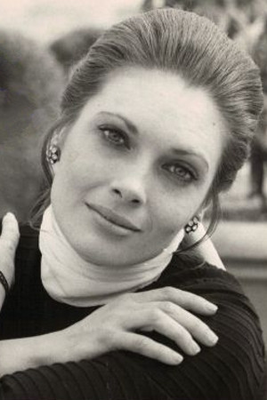 Hildegard Neil photo