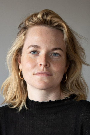 Photo of Erin Johnson from the Latest Netflix gallery