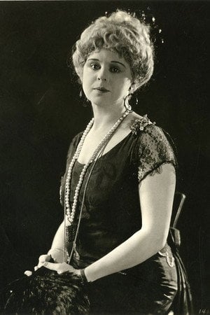 Photo of Dot Farley from the Latest Netflix gallery