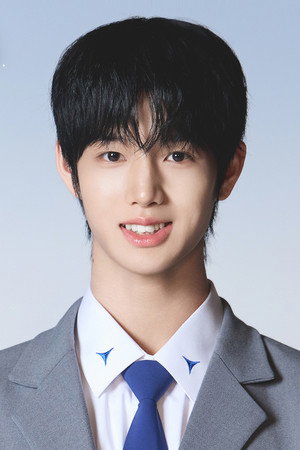 Photo of Moon Suhn Bin from the Latest Netflix gallery