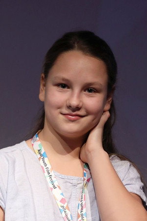 Photo of Olivia Viikant from the Latest Netflix gallery