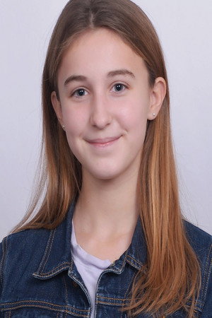 Photo of Scout Latshaw from the Latest Netflix gallery