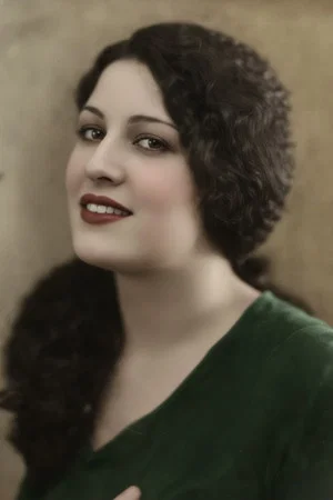 Photo of Emel Rıza from the Latest Netflix gallery